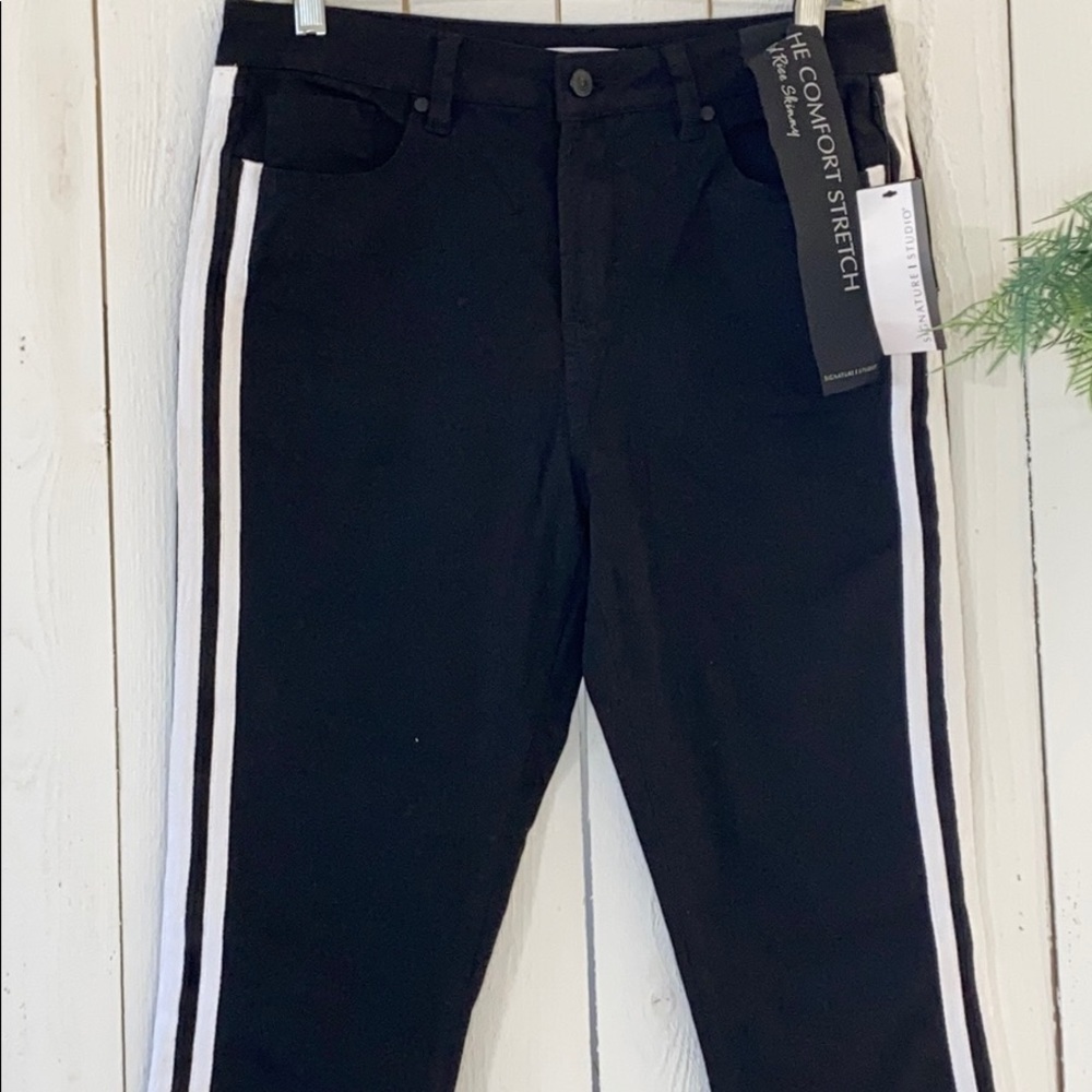 Signature Studio Pants - Picture 3 of 7